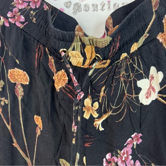 Le Chateau pants flowers purple tan green Black Floral Straight Leg Pants - Picture 7 of 11